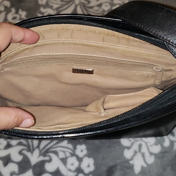 Black bag - Picture 2 of 2